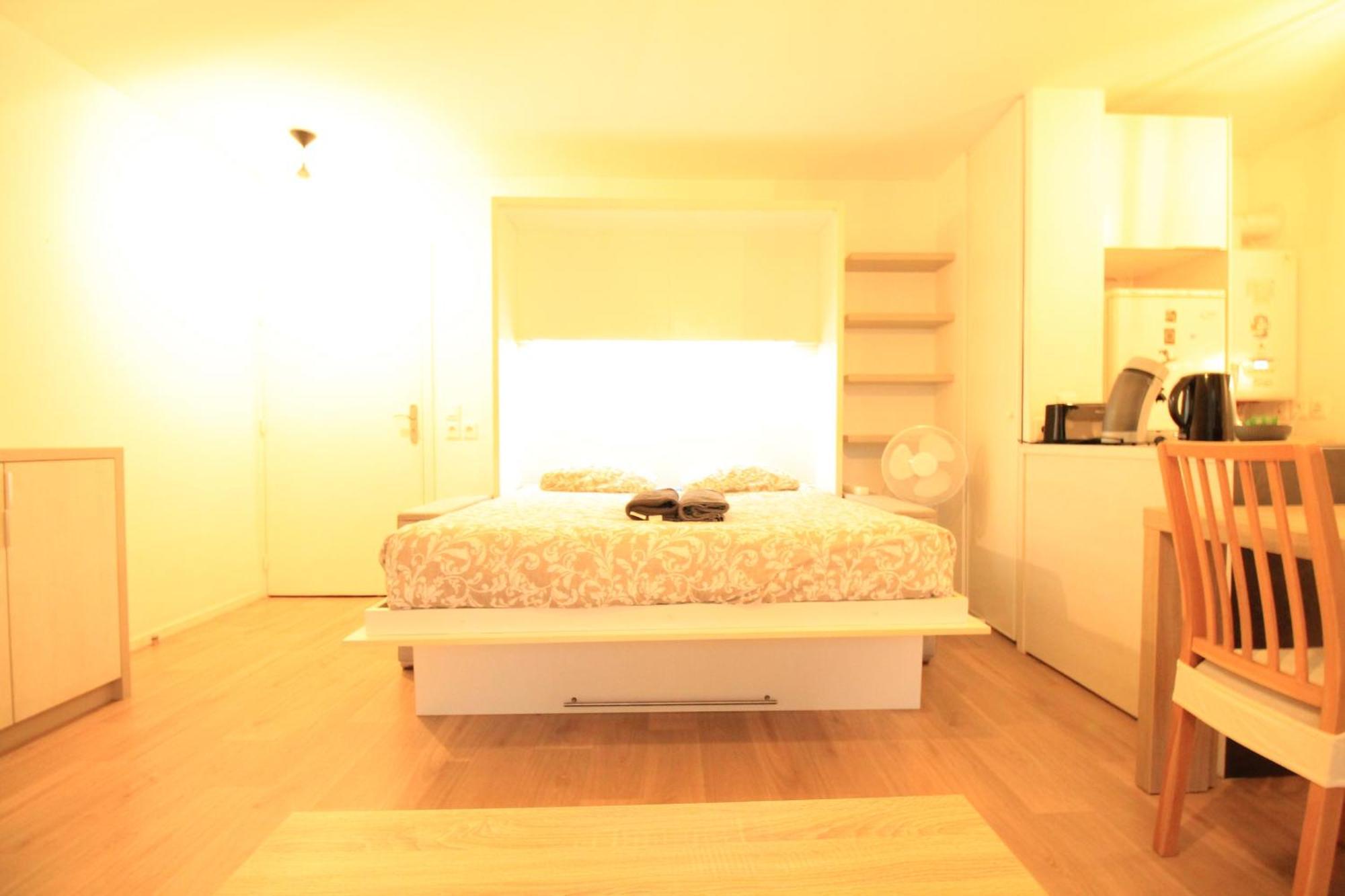 Disponible - Appartement Entier Neuf - 8Mn A Pied Rer C Paris, Parking Rue Gratuit, En Face Hopital D'Arpajon, Balcon Prive, Matelas Bultex 160X200, Ascenseur, Acces Pmr, Centre Ville A Pied Dış mekan fotoğraf