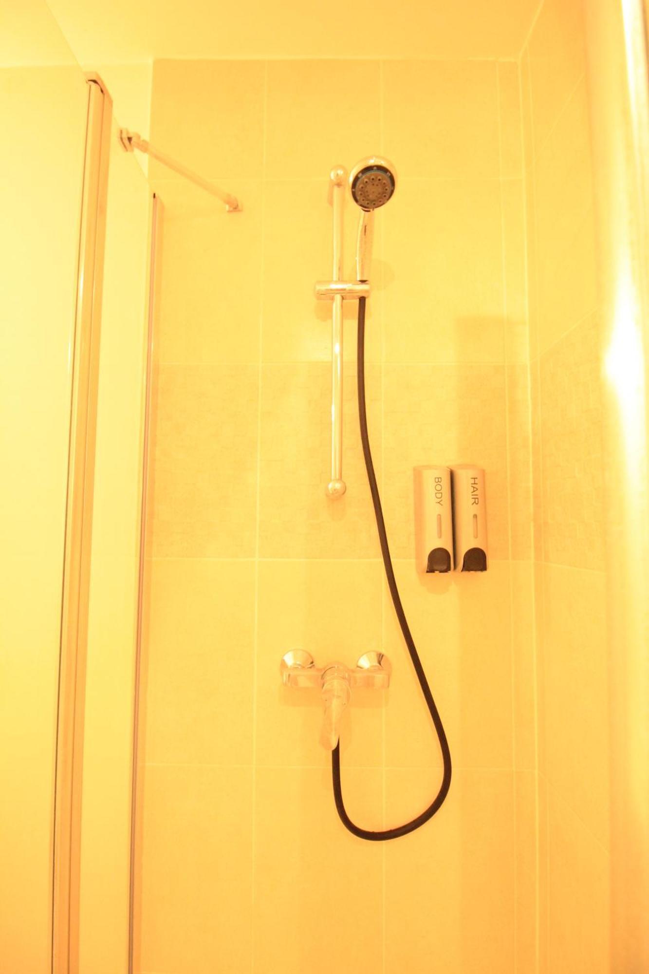 Disponible - Appartement Entier Neuf - 8Mn A Pied Rer C Paris, Parking Rue Gratuit, En Face Hopital D'Arpajon, Balcon Prive, Matelas Bultex 160X200, Ascenseur, Acces Pmr, Centre Ville A Pied Dış mekan fotoğraf