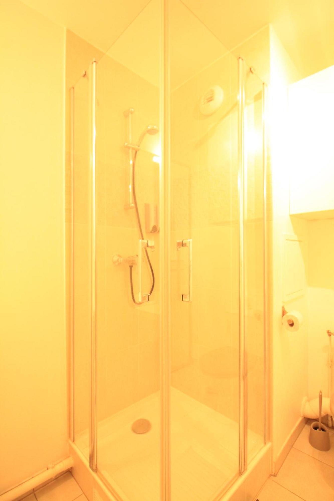 Disponible - Appartement Entier Neuf - 8Mn A Pied Rer C Paris, Parking Rue Gratuit, En Face Hopital D'Arpajon, Balcon Prive, Matelas Bultex 160X200, Ascenseur, Acces Pmr, Centre Ville A Pied Dış mekan fotoğraf
